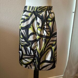 212 Collection Black and Green Pleated Pencil Skirt Resort Wear